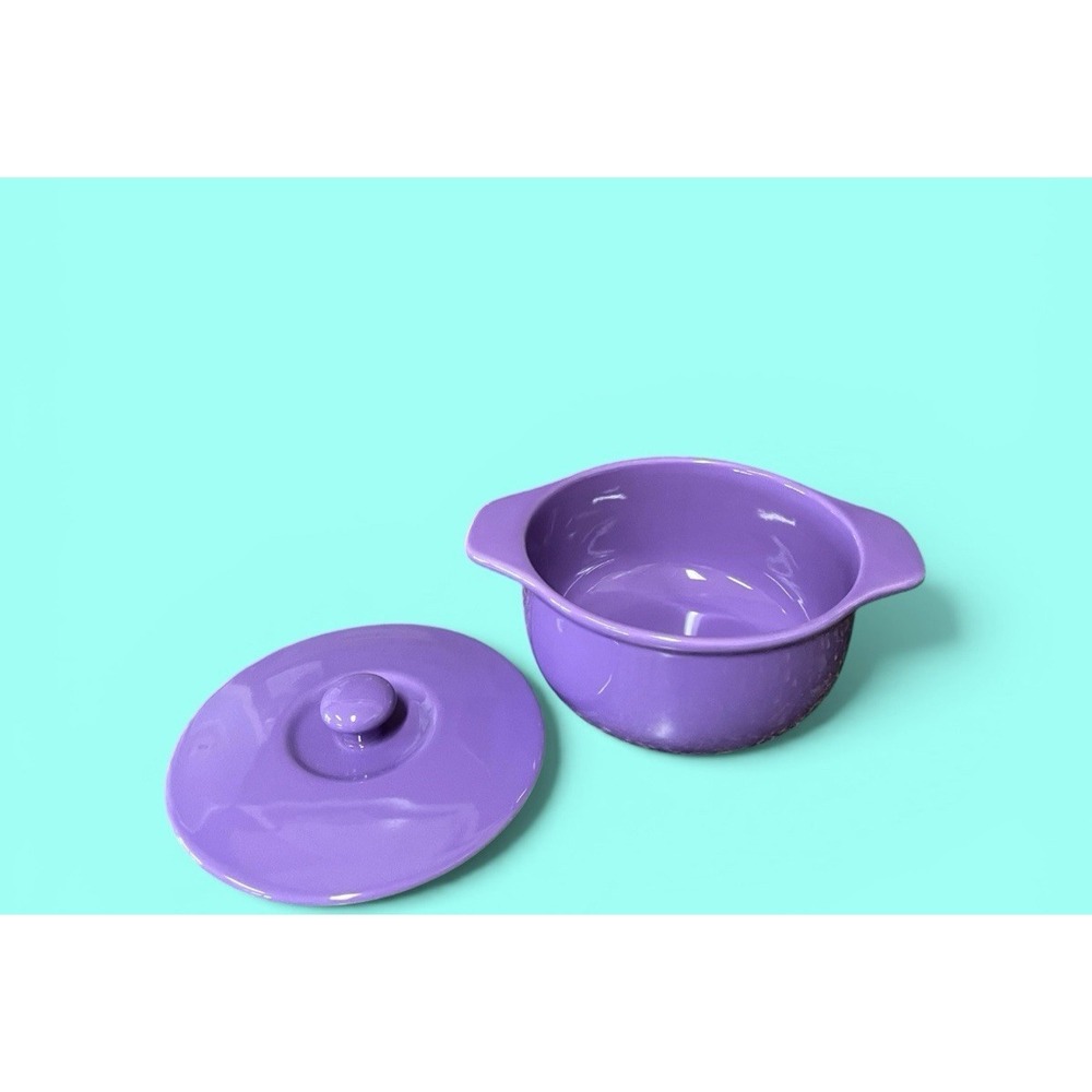 Chantal Purple Lavender Covered Casserole Dish Bowl 1 3/4 Quart Kitchen Spring